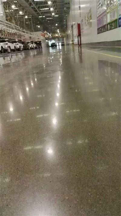 金刚砂耐磨地坪